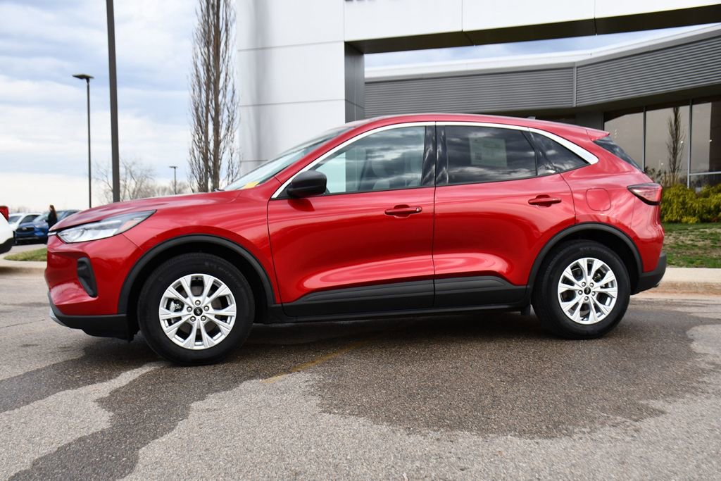 Used 2023 Ford Escape Active w/ Tech Pack #1 image 2