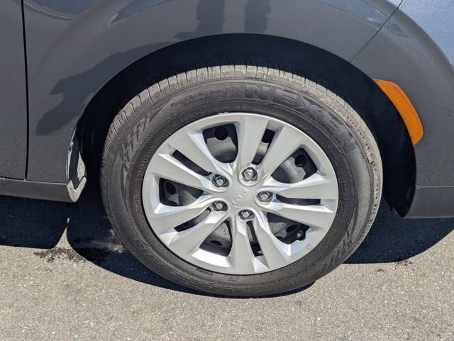 Used 2024 Kia Soul LX image 11