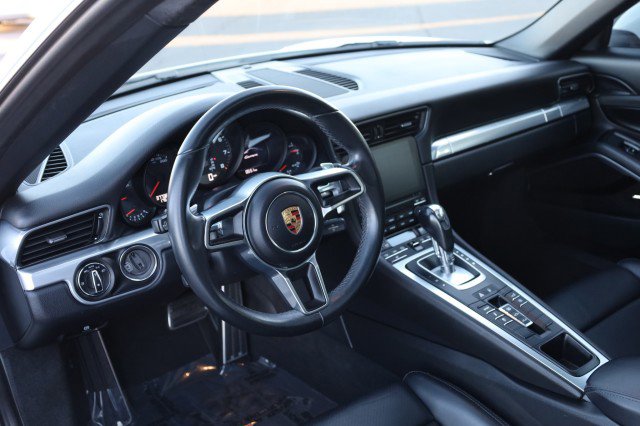 Used 2017 Porsche 911 Carrera image 24