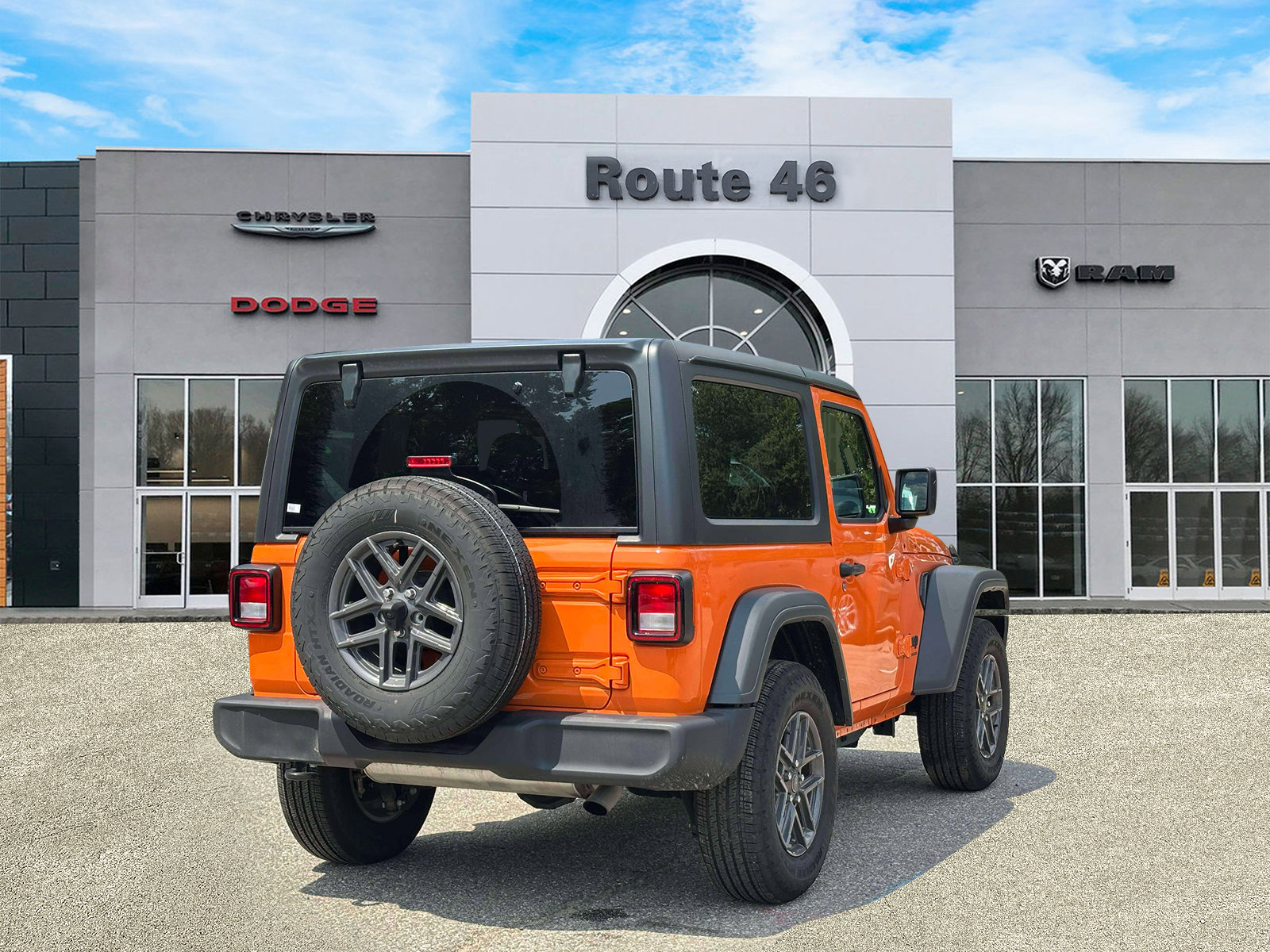 Used 2025 Jeep Wrangler Sport AWD/4WD image 5