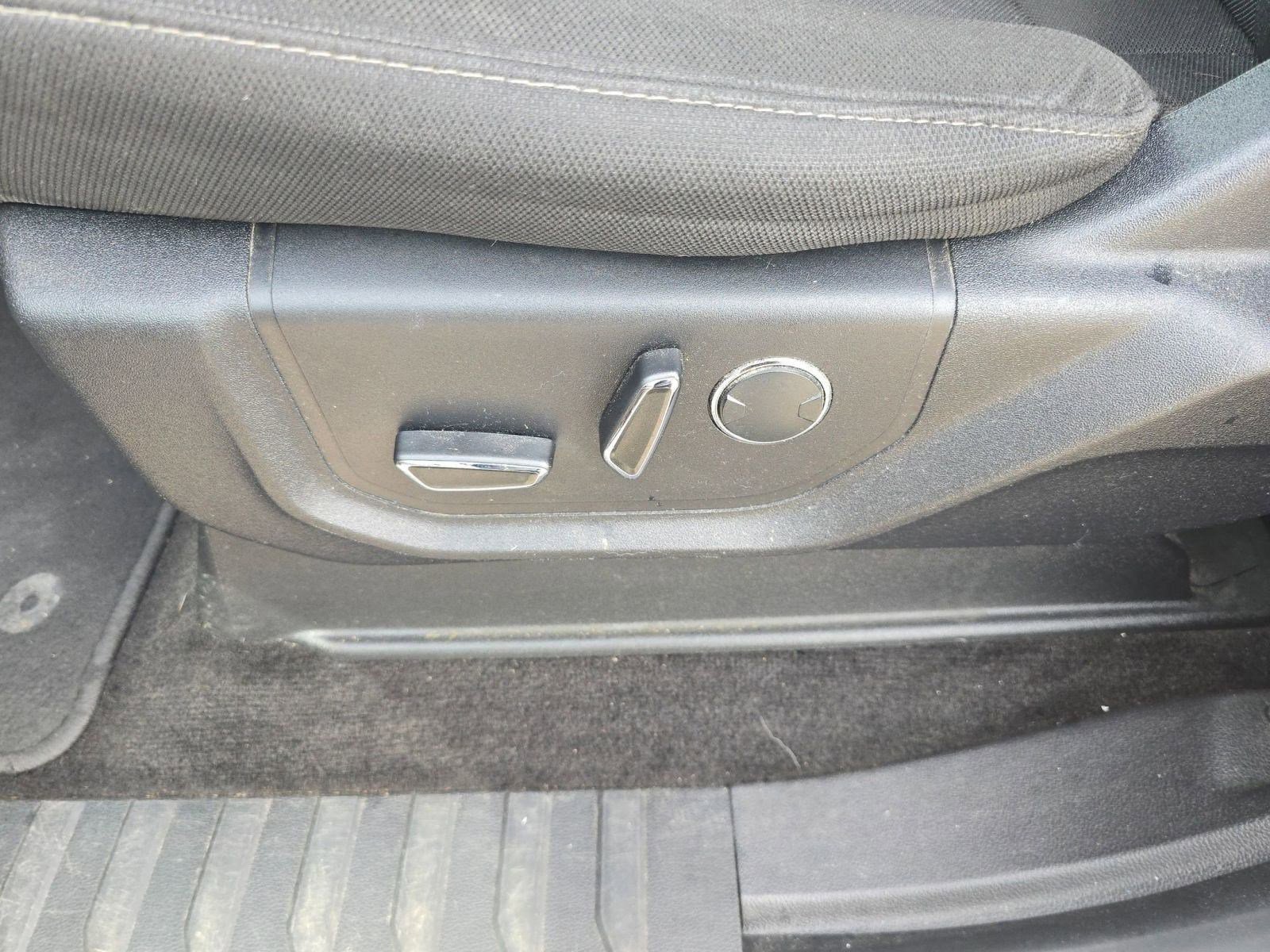 Used 2018 Ford F150 XLT w/ Equipment Group 302A Luxury image 12