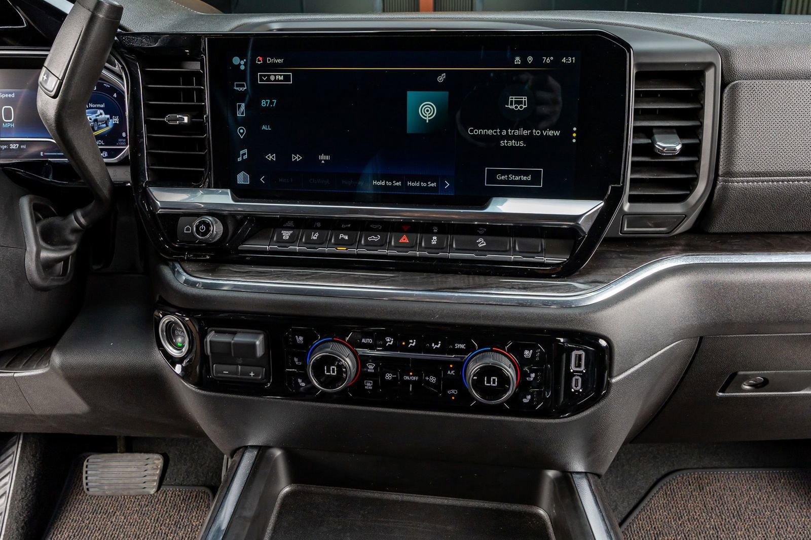 Used 2025 Chevrolet Silverado 2500 LTZ w/ Trail Boss Package image 25