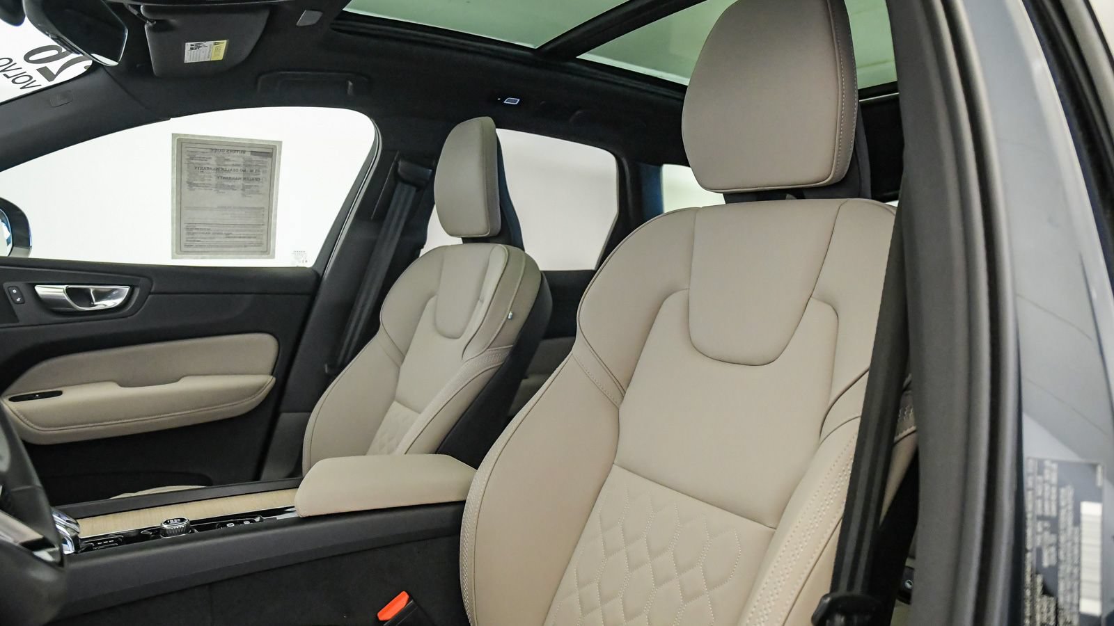 Certified 2026 Volvo XC60 B5 Plus w/ Protection Package Premier AWD/4WD image 18