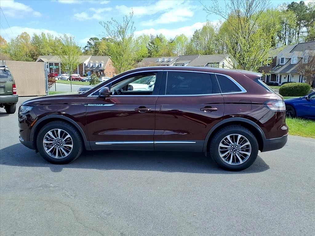 Used 2023 Lincoln Nautilus AWD image 21