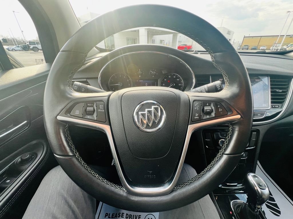 Used 2020 Buick Encore Preferred image 18