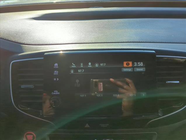 Used 2022 Honda Pilot Special Edition image 9