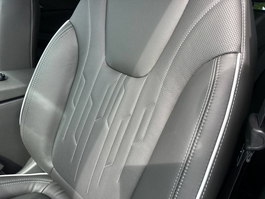 New 2026 Buick Encore GX Avenir w/ Avenir Technology Package AWD/4WD image 19