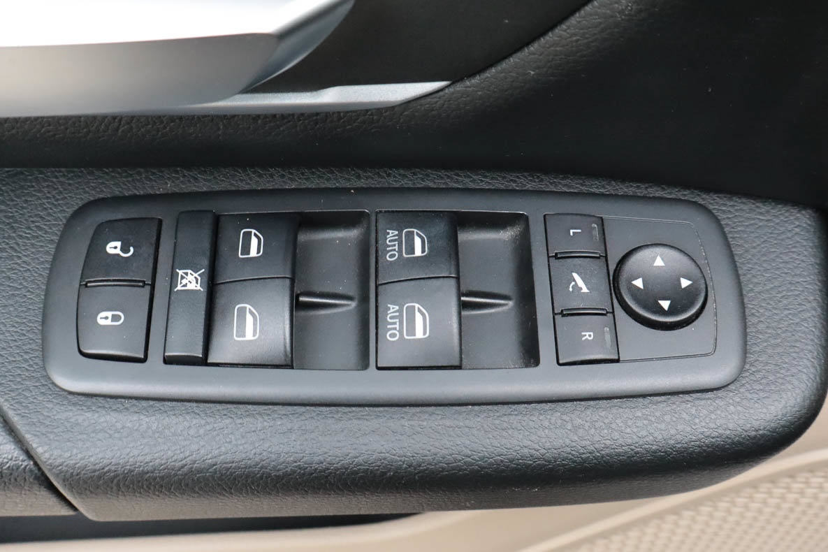 Used 2020 RAM 1500 Big Horn AWD/4WD image 16