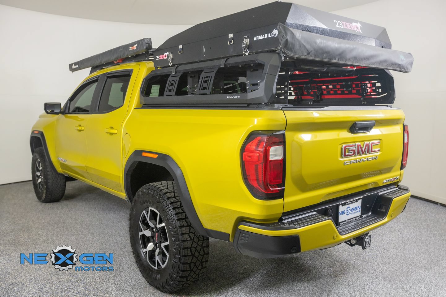 Used 2023 GMC Canyon AT4X AWD/4WD image 29