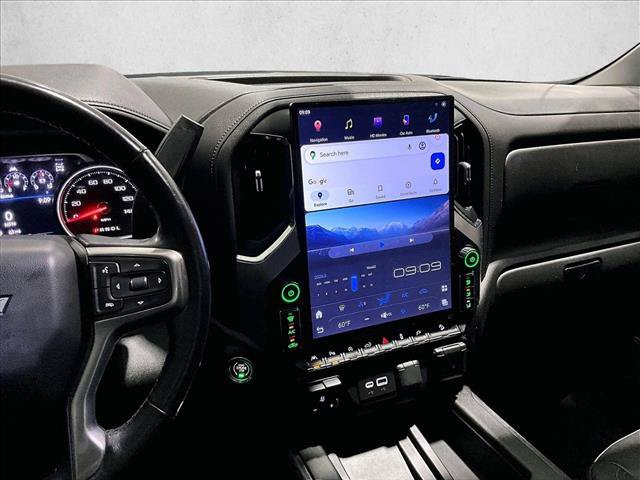 Used 2022 Chevrolet Silverado 1500 LTZ w/ LTZ Premium Package AWD/4WD image 8