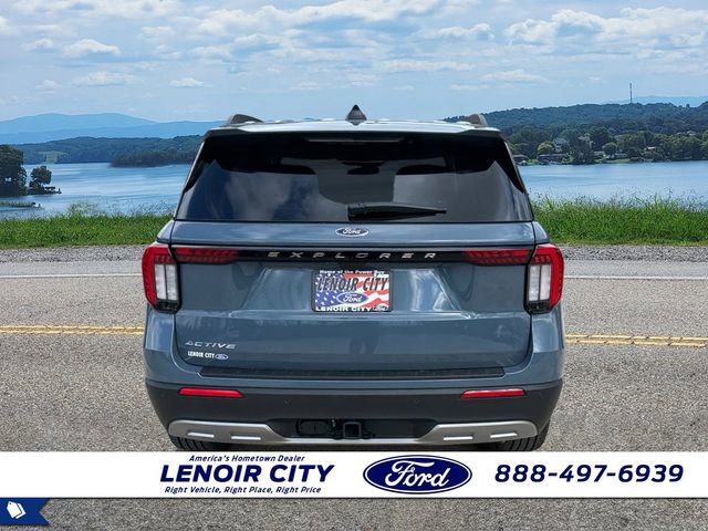 Used 2026 Ford Explorer Active w/ Active Comfort Package image 4