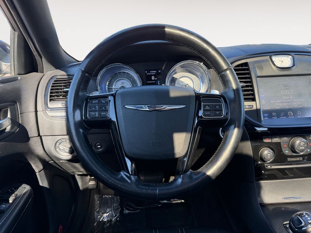 Used 2014 Chrysler 300 S RWD image 13