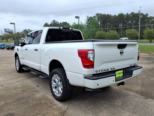 Used 2021 Nissan Titan SV w/ SV Convenience Package image 4