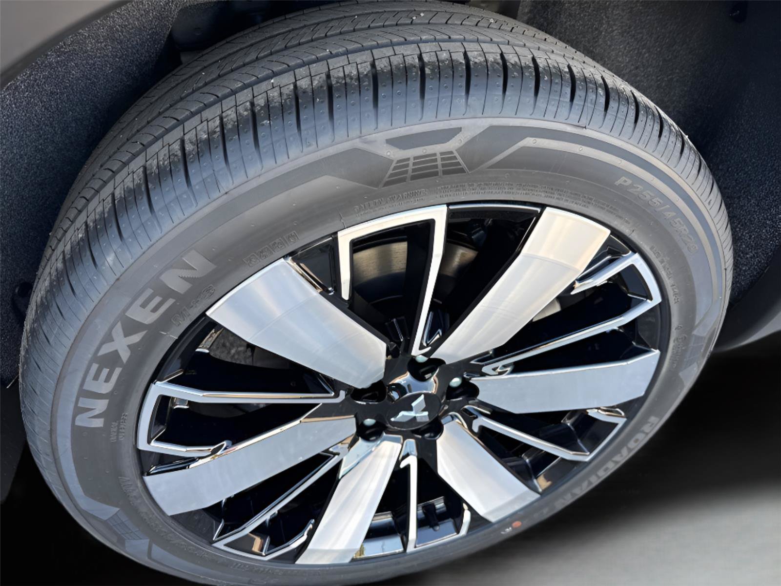New 2026 Mitsubishi Outlander SE FWD image 12