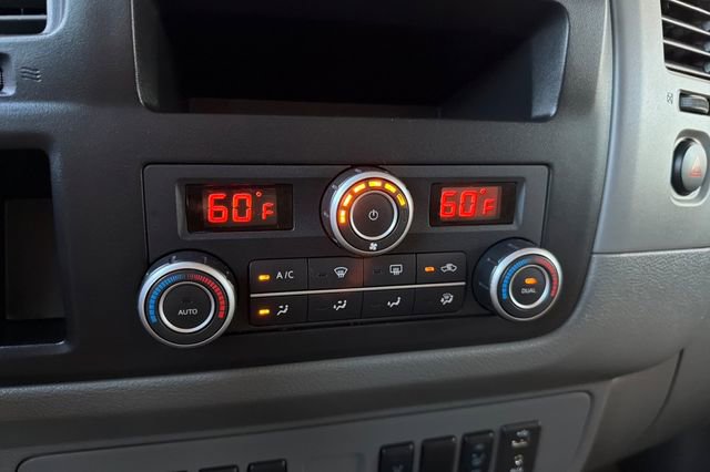 Used 2019 Nissan NV 3500 SL RWD image 27