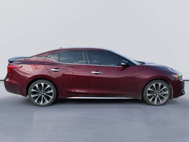 Used 2016 Nissan Maxima SR FWD image 2