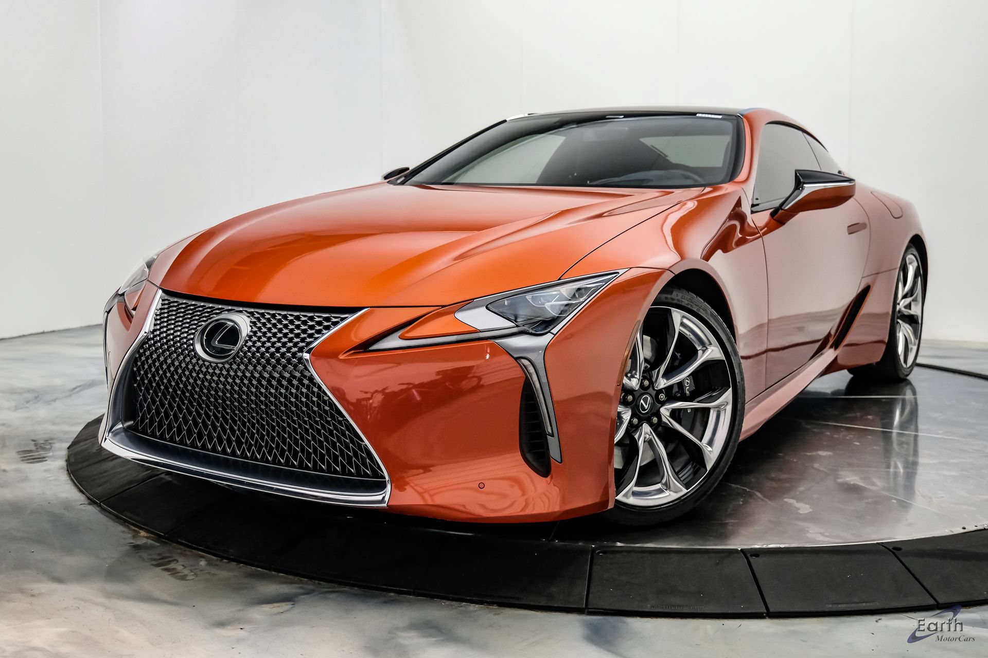 Used 2021 Lexus LC 500 Coupe w/ Performance Package RWD image 5
