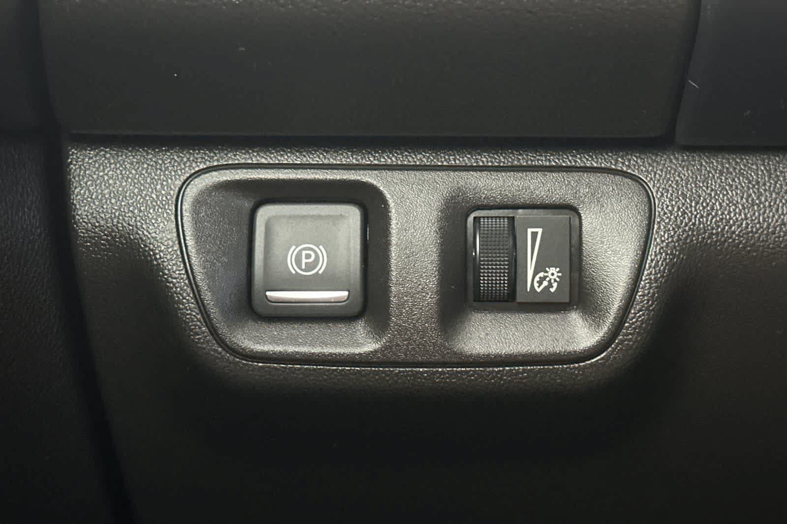 Used 2023 GMC Acadia SLE w/ Driver Convenience Package AWD/4WD image 33