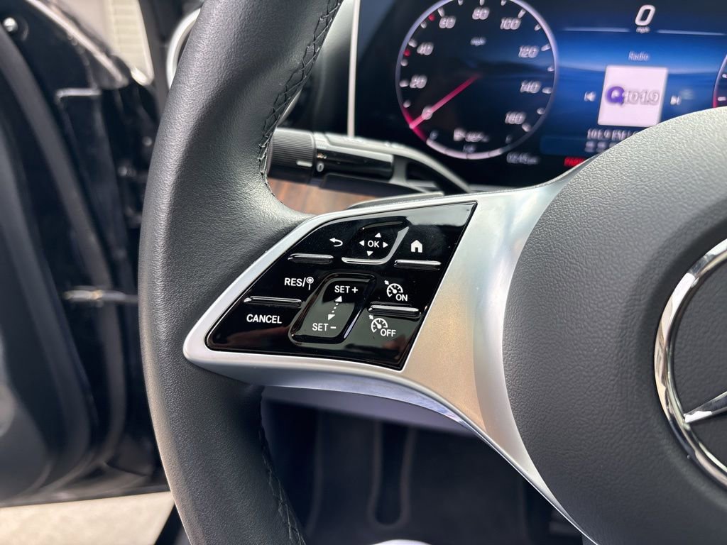 Used 2025 Mercedes-Benz C 300 Sedan image 24