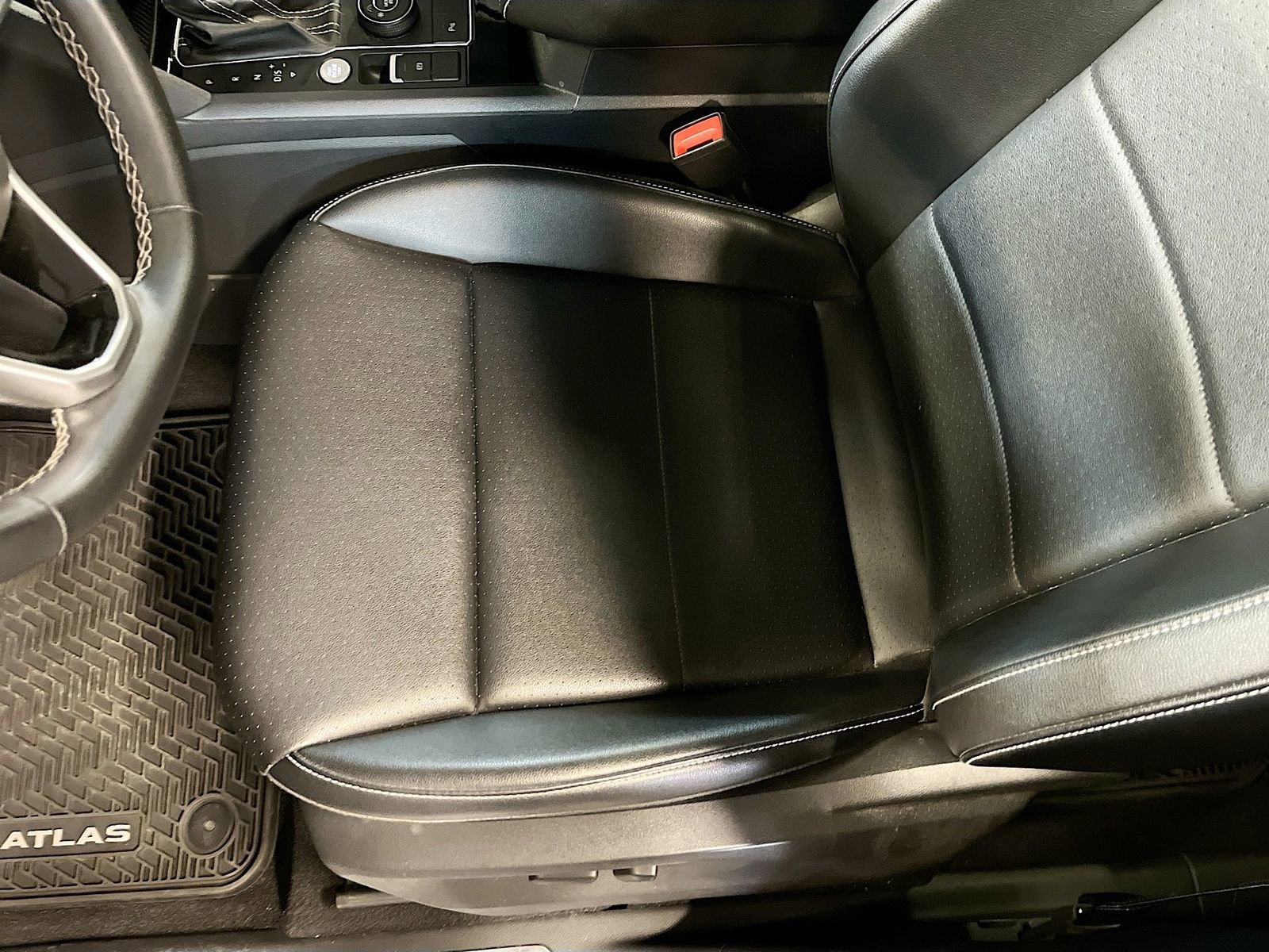 Used 2022 Volkswagen Atlas SE image 18