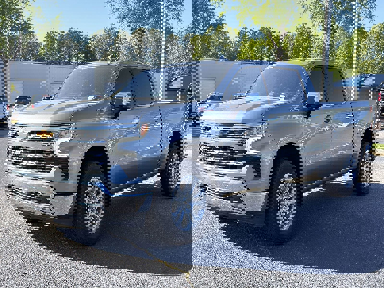 Used 2025 Chevrolet Silverado 1500 LTZ w/ LTZ Premium Package image 5