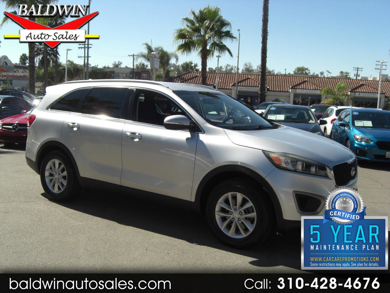 Used 2017 Kia Sorento LX w/ LX Convenience Package image 1