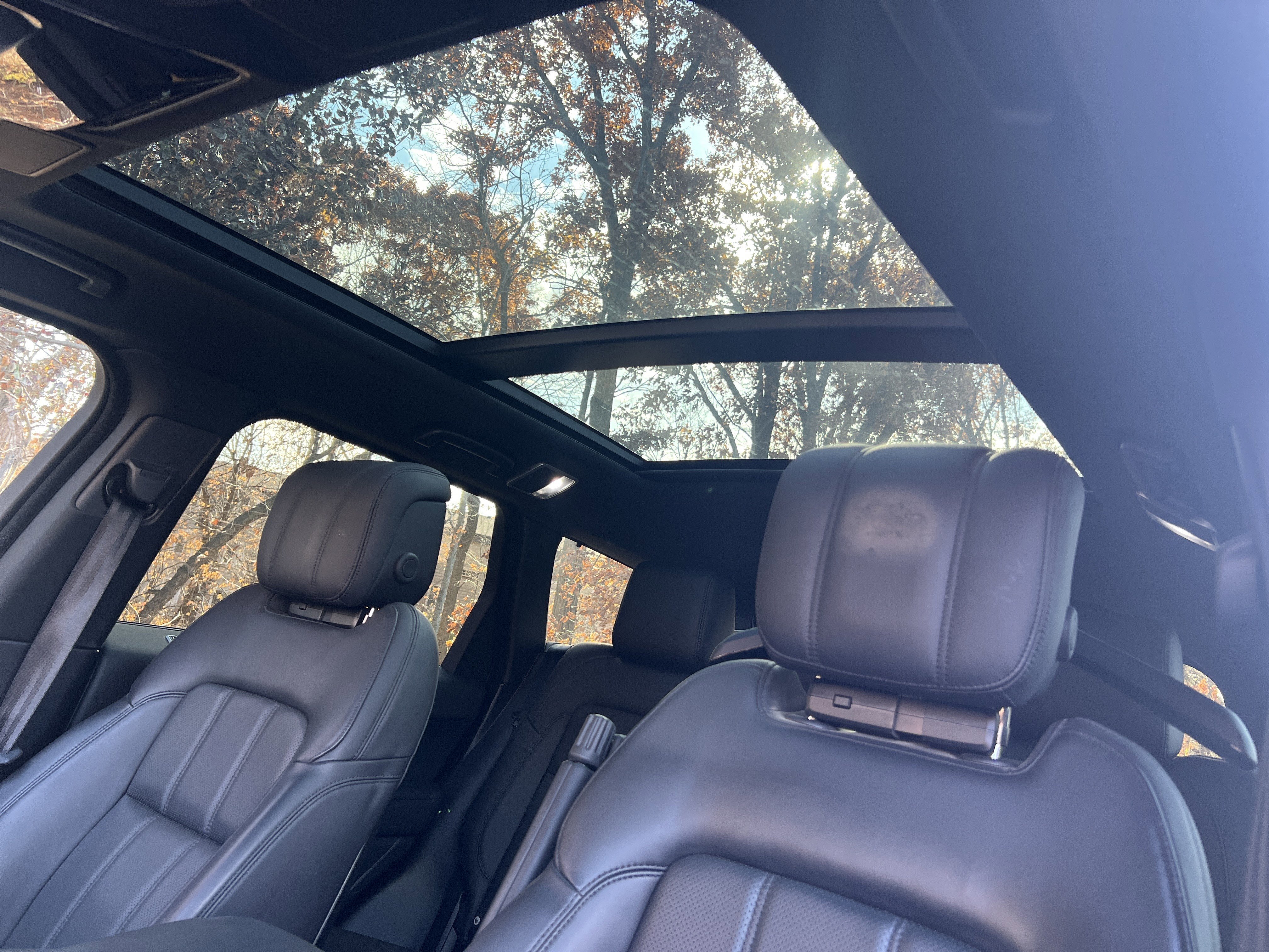 Used 2020 Land Rover Range Rover Sport HSE image 25