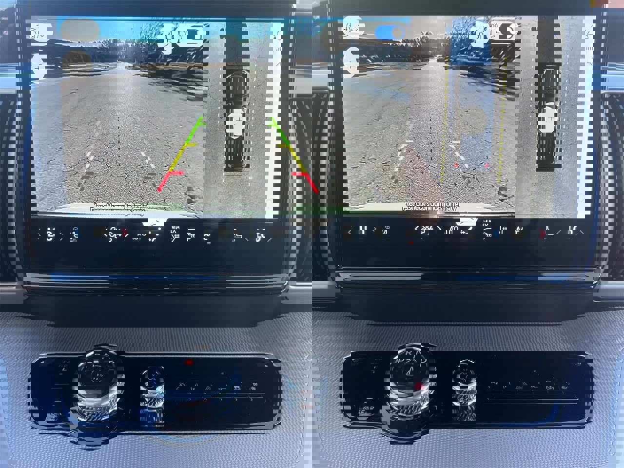 New 2026 Ford Expedition Active image 3