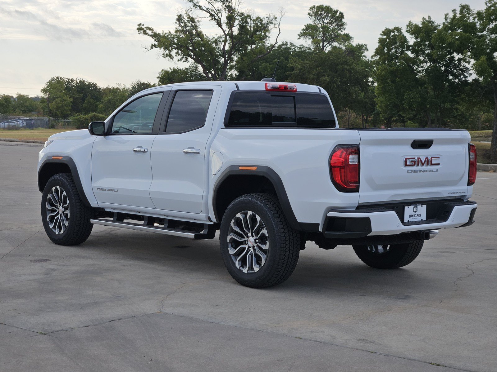 New 2026 GMC Canyon Denali AWD/4WD image 3