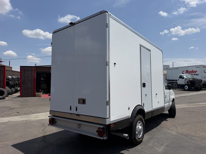 Used 2024 Ford E-350 and Econoline 350 Super Duty w/ Power Windows & Locks Group RWD image 3