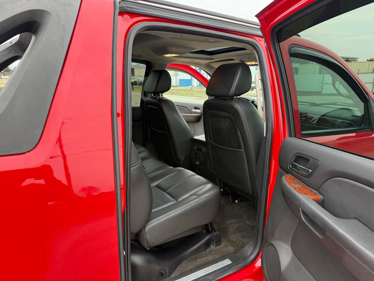 Used 2008 Chevrolet Avalanche LTZ w/ LTZ Preferred Equipment Group image 24