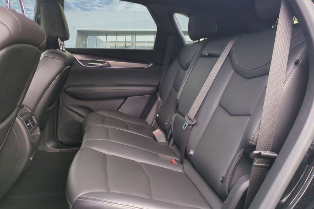 Certified 2023 Cadillac XT5 Luxury image 29
