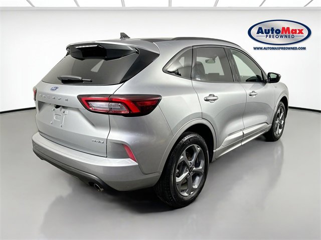 Used 2023 Ford Escape ST-Line image 2