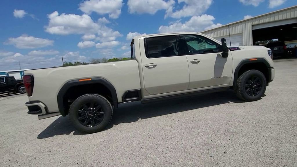 New 2026 GMC Sierra 2500 AT4 w/ AT4 Premium Plus Package image 8