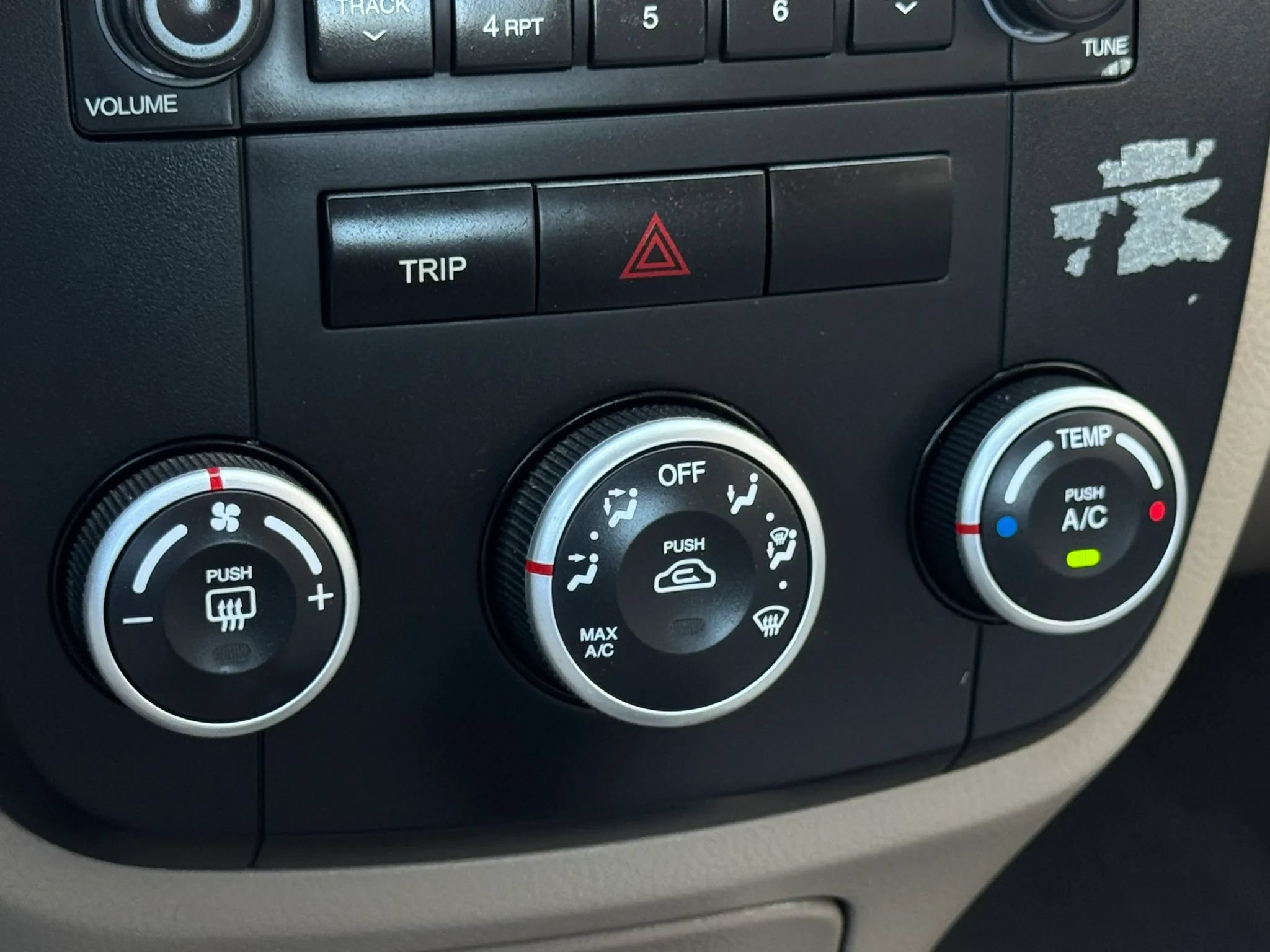 Used 2008 Kia Spectra EX FWD image 35