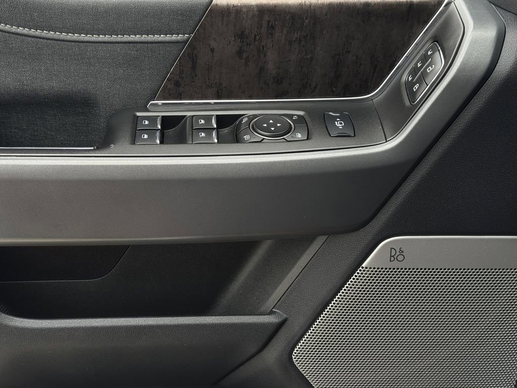 Used 2023 Ford F250 Lariat w/ Lariat Ultimate Package image 25