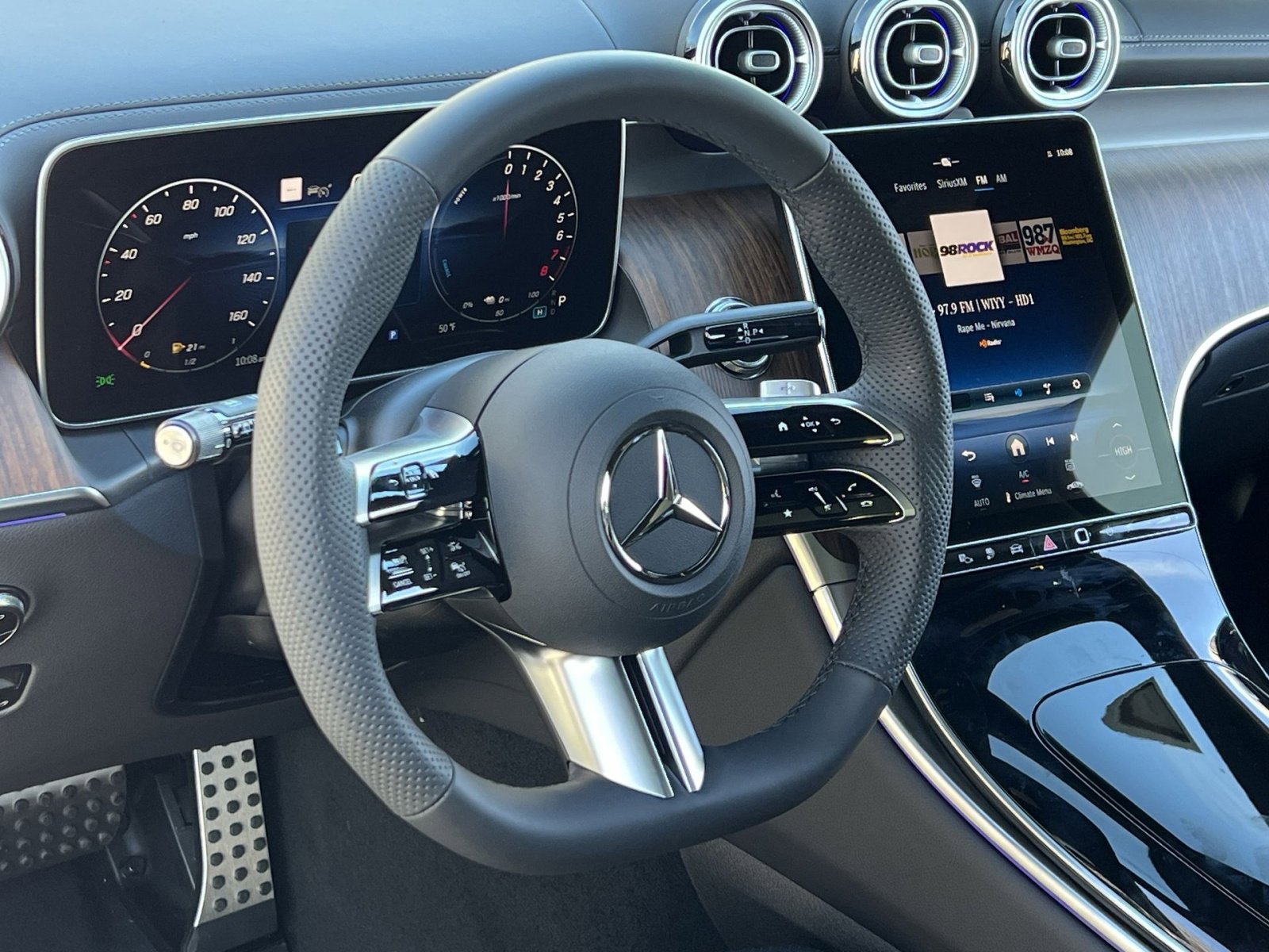 New 2026 Mercedes-Benz GLC 350e 4MATIC image 14