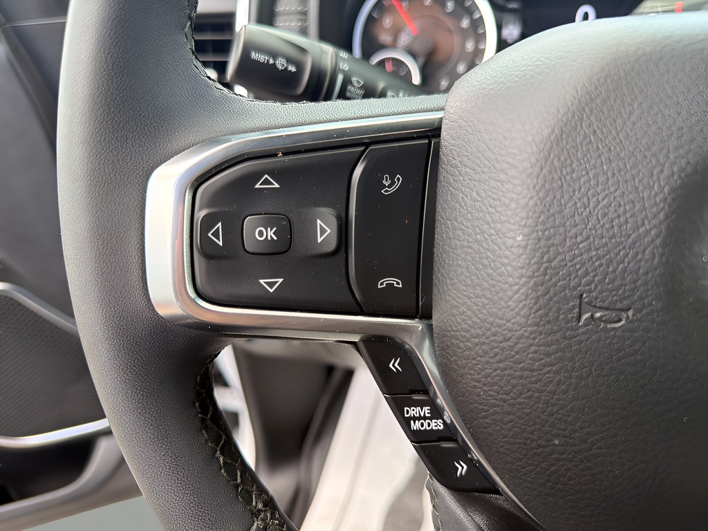 Used 2026 RAM 1500 Laramie AWD/4WD image 28