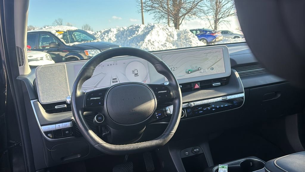 Used 2024 Hyundai Ioniq 5 SEL image 13
