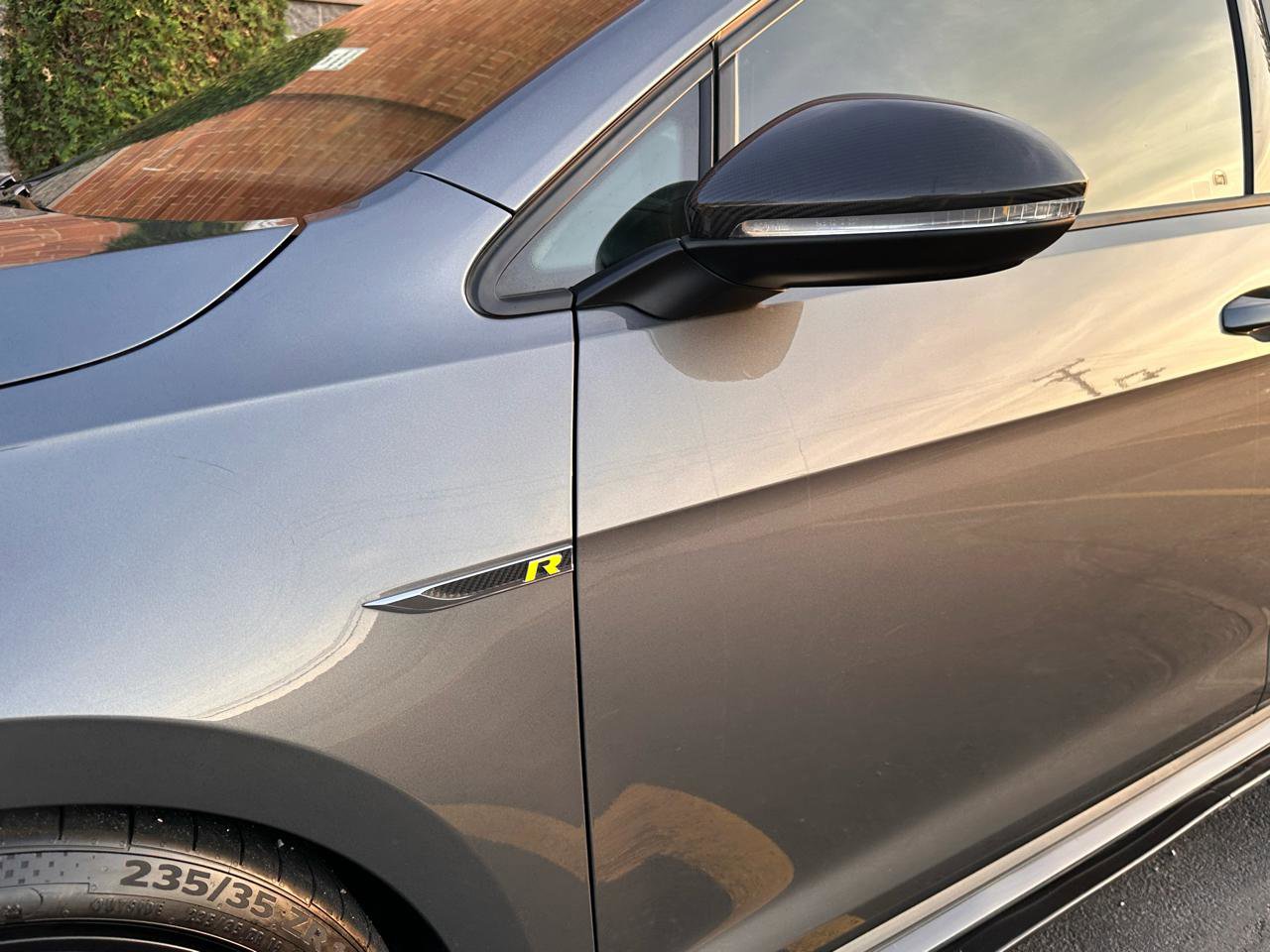 Used 2019 Volkswagen Golf R 4-Door AWD/4WD image 21