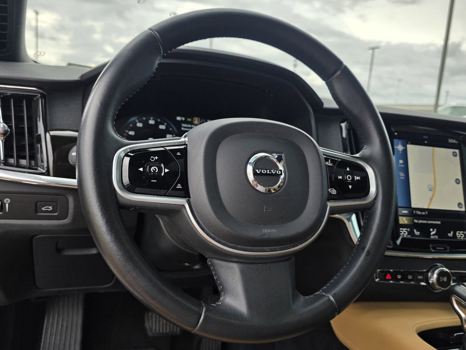 Used 2017 Volvo S90 T6 Momentum w/ Vision Package AWD/4WD image 10