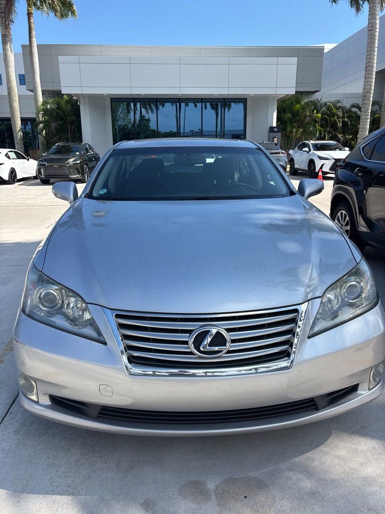 Used 2011 Lexus ES 350 FWD image 3