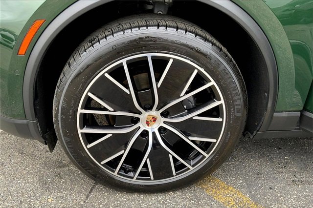 Used 2025 Porsche Macan Electric image 14