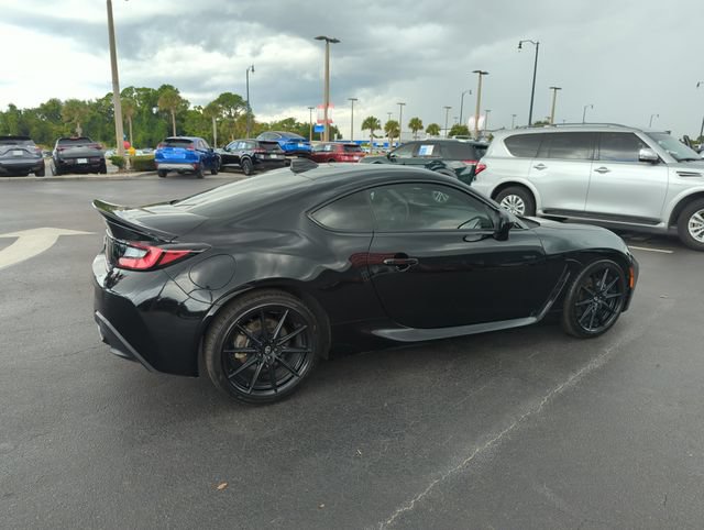 Used 2022 Toyota GR86 Premium RWD image 5