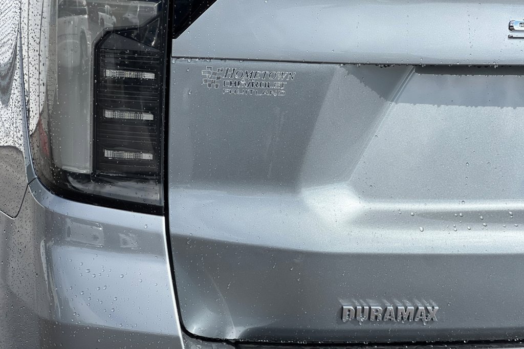 New 2026 Chevrolet Suburban High Country image 24