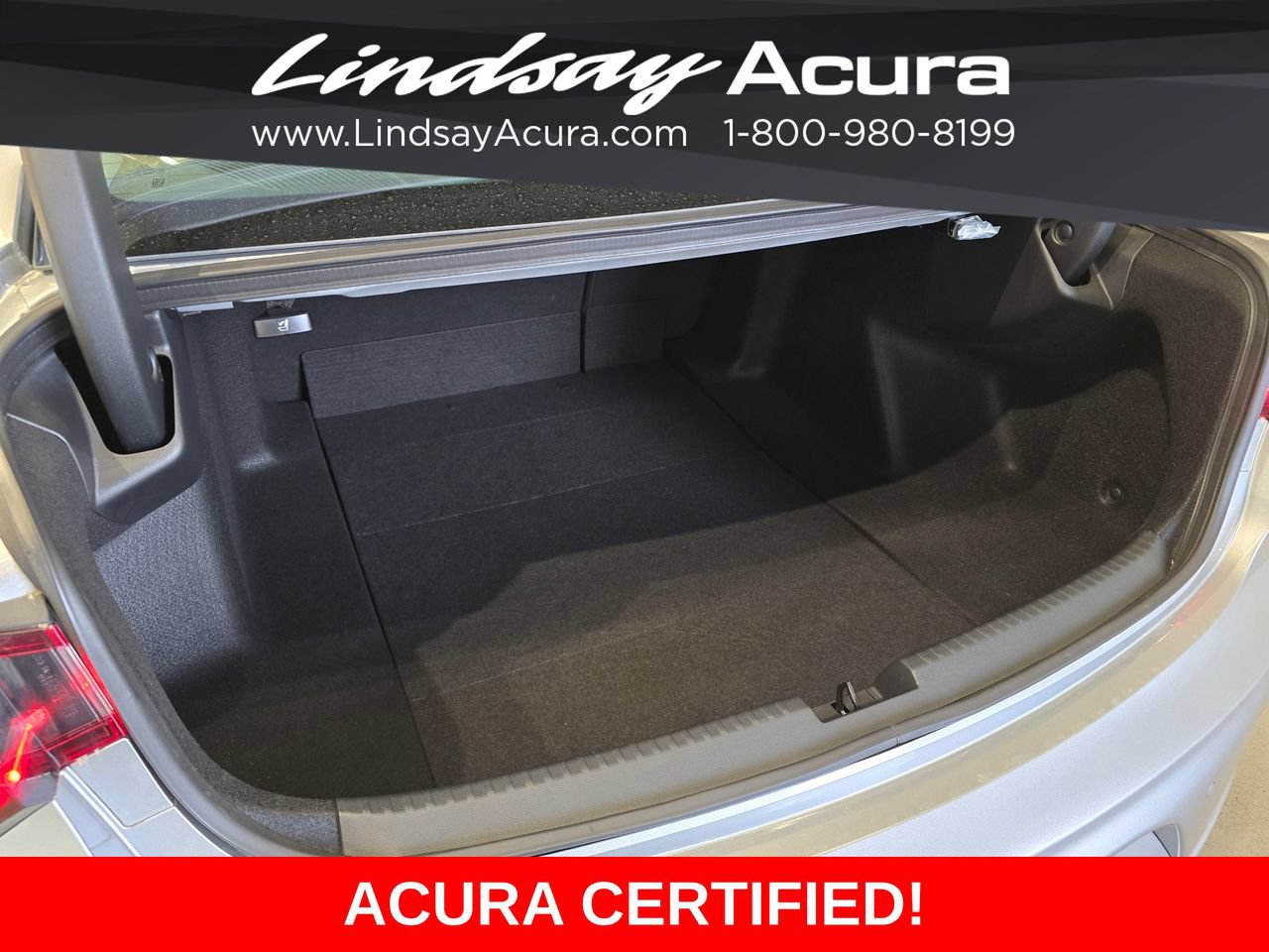 Used 2025 Acura TLX w/ Technology Package FWD image 6