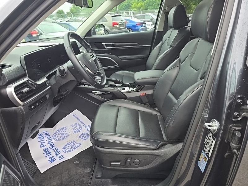 Certified 2024 Kia Telluride S w/ S Sunroof Package AWD/4WD image 24