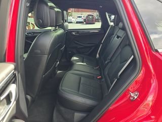 Used 2024 Porsche Macan Turbo image 6