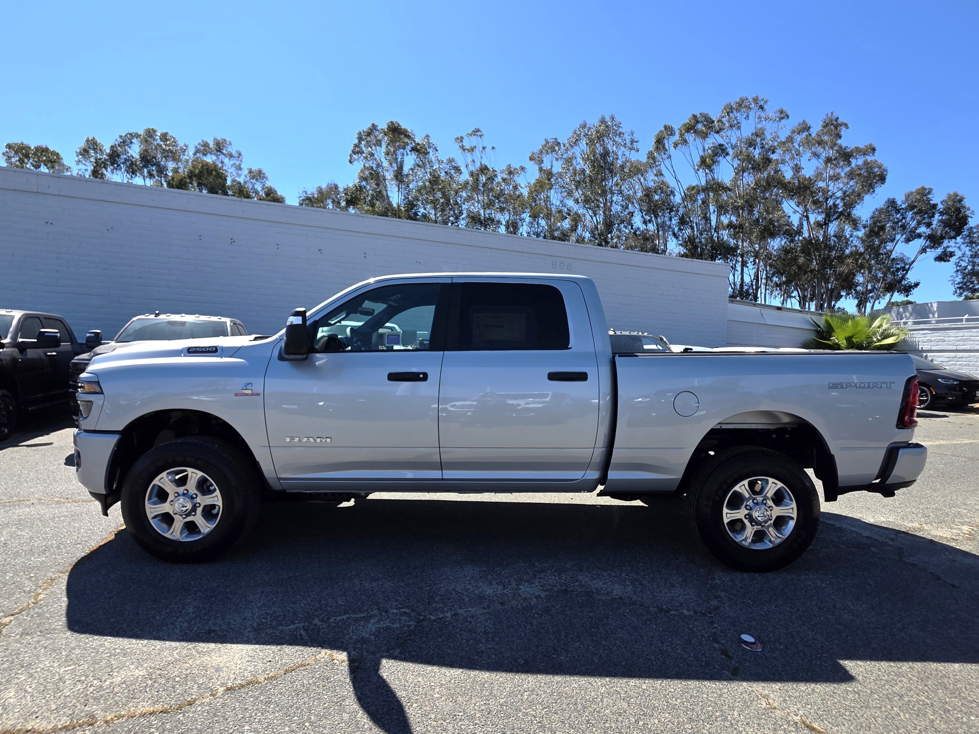 New 2026 RAM 2500 Big Horn AWD/4WD image 2
