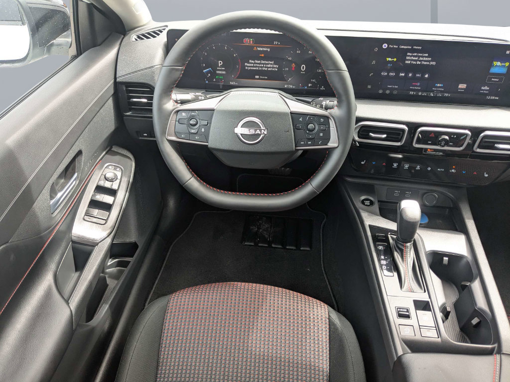 Used 2027 Nissan Sentra SR w/ SR All Weather Package FWD image 19